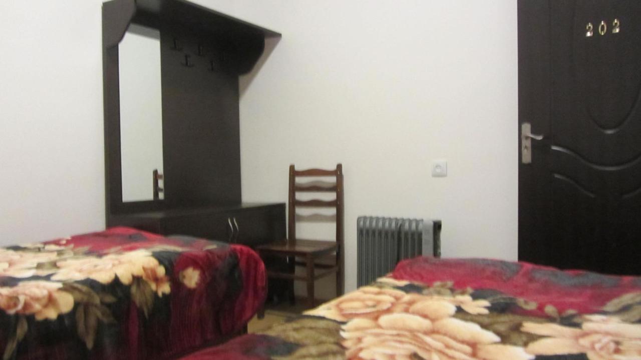 Guest House Adelina メスティア エクステリア 写真